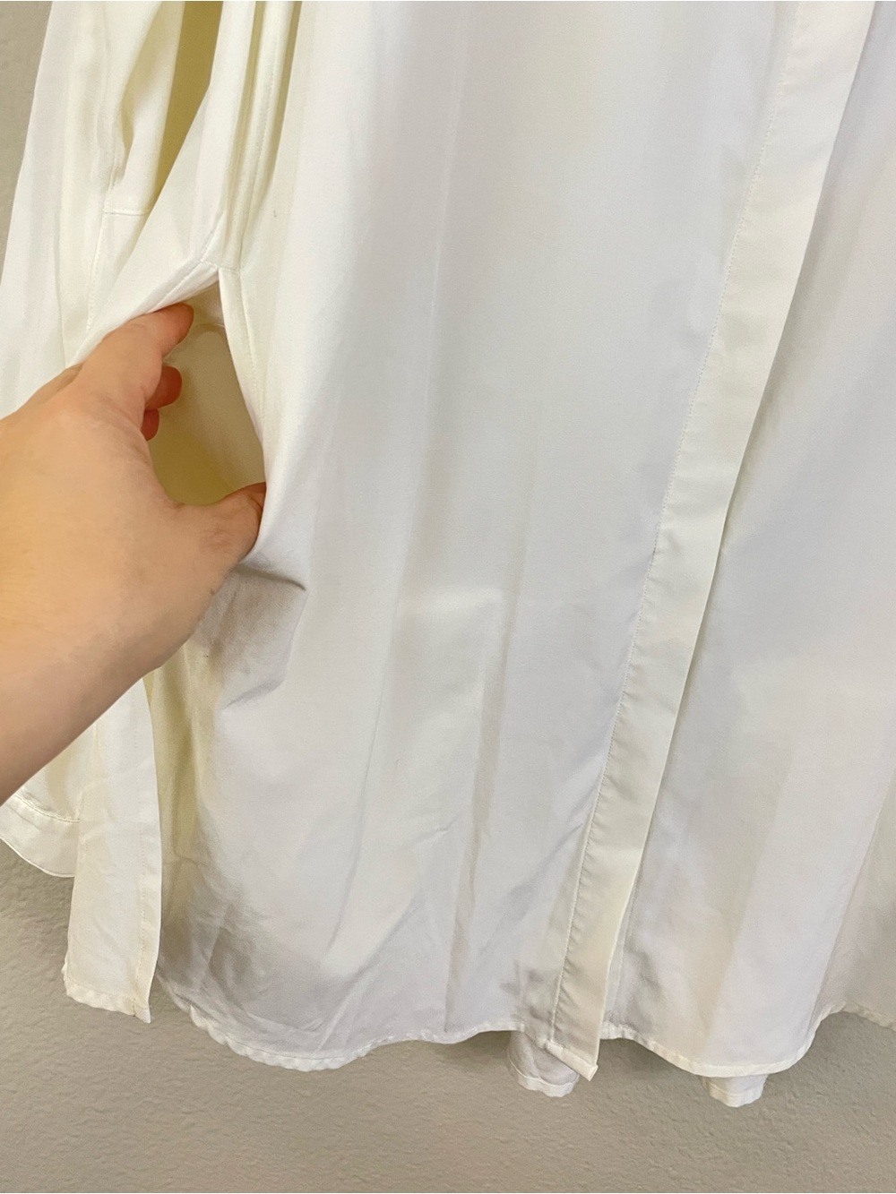 Lululemon‎ Ivory Lululemon In the Moment Tunic Shirt Size 10 - Picture 10 of 16